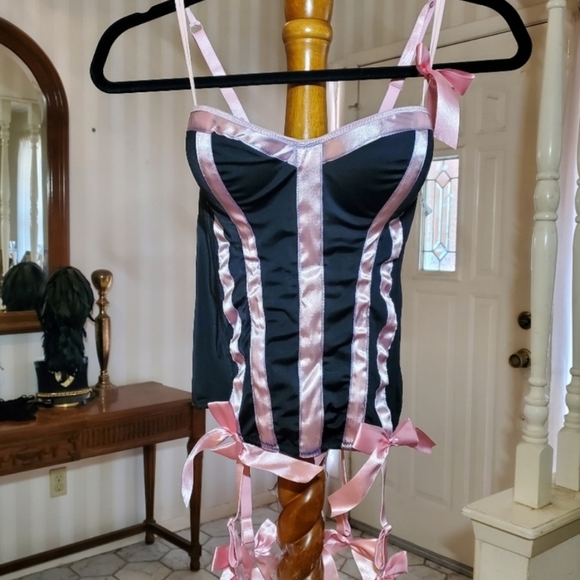 Y2K Morbid Threads Corset - Picture 5 of 8